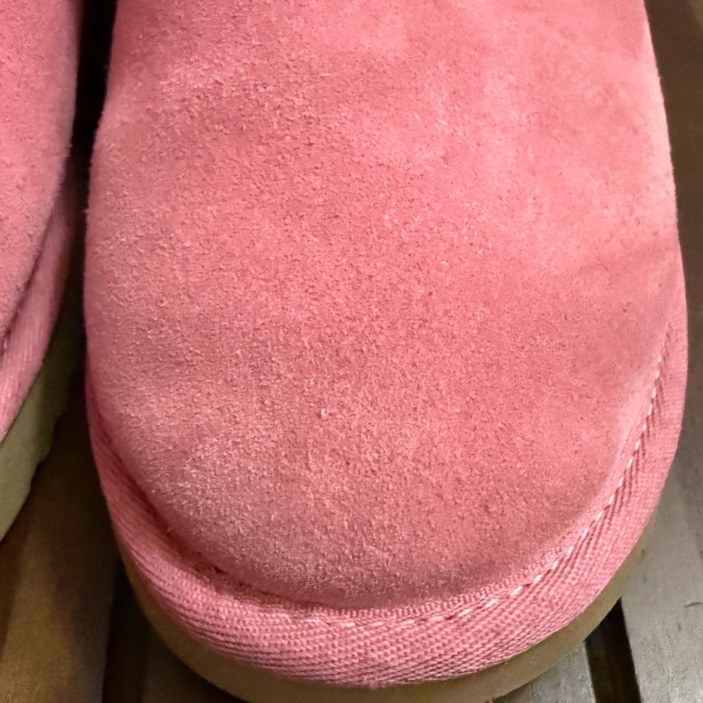 UGG Coquette Pink Slippers  Size 8 - Picture 2 of 7